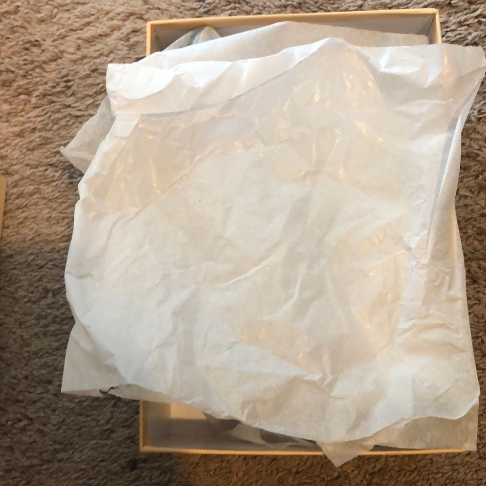 Transparent black base heel - Picture 2 of 6